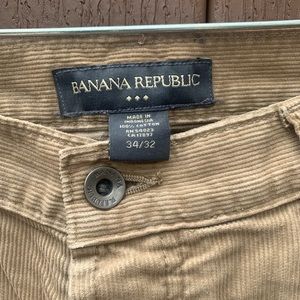 Banana Republic Mens Corduroy Pants. 34/32